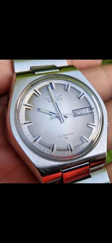 SEIKO 5 AUTOMATIC 7009-8070 UIT JANUARI 1976 beschikbaar voor biedingen