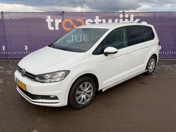 2017 - Volkswagen - Touran - 2.0 TDI SCR Comfortl - Bedrijfs, Auto's, Automaat, Gebruikt, Euro 6, Bedrijf