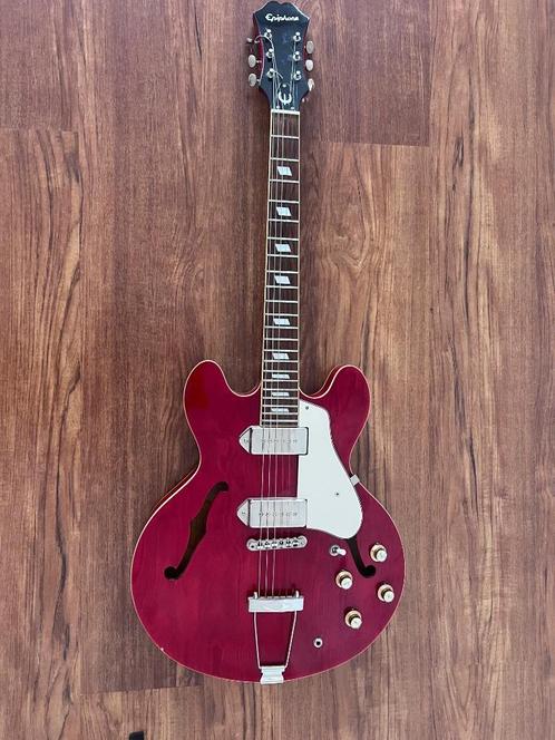 Epiphone Casino Cherry (incl gitaarkoffer), Muziek en Instrumenten, Snaarinstrumenten | Gitaren | Elektrisch, Gebruikt, Hollow body