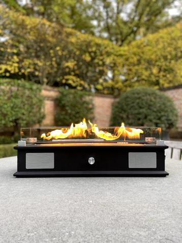 Gasvuur met Bluetooth speakers en dansende vlammen  beschikbaar voor biedingen