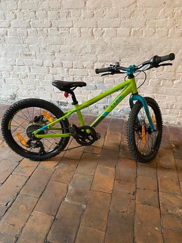 MTB CUBE ACID RACE 20 inch 7V schijfremmen beschikbaar voor biedingen