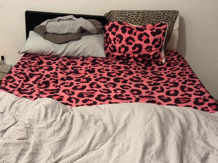 Boxspring 150cm, Huis en Inrichting, Slaapkamer | Bedden, Zo goed als nieuw, Blauw, Ophalen