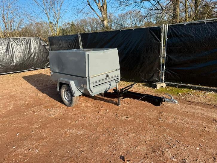 Compresseur mobile 3 m³, Bricolage & Construction, Compresseurs, Utilisé, 6 à 10 bars, 100 litres ou plus, 800 litres/min ou plus