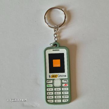 Nieuwe vintage sleutelhanger, oranje telefoon: Bic Phone beschikbaar voor biedingen