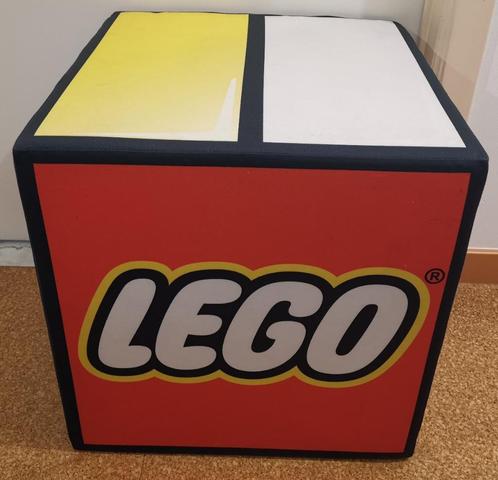 Lego stoffen kubus dobbelsteen / poef, Kinderen en Baby's, Speelgoed | Duplo en Lego, Gebruikt, Lego, Ophalen