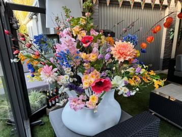 bloemstuk  beschikbaar voor biedingen