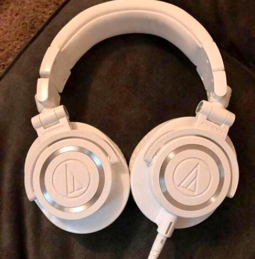 Audio Technica ATH-M50x hoofdtelefoon NIEUW staat, TV, Hi-fi & Vidéo, Casques audio, Comme neuf, Circum-aural, Surround, Enlèvement ou Envoi