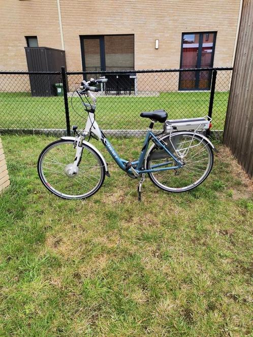 Elektrische fiets, Fietsen en Brommers, Elektrische fietsen, Zo goed als nieuw, Ophalen