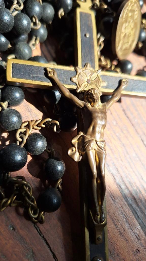 Antieke rozenkrans, 2.12 meter, 169 ebbenhouten kralen, Verzamelen, Religie, Gebruikt, Ophalen of Verzenden