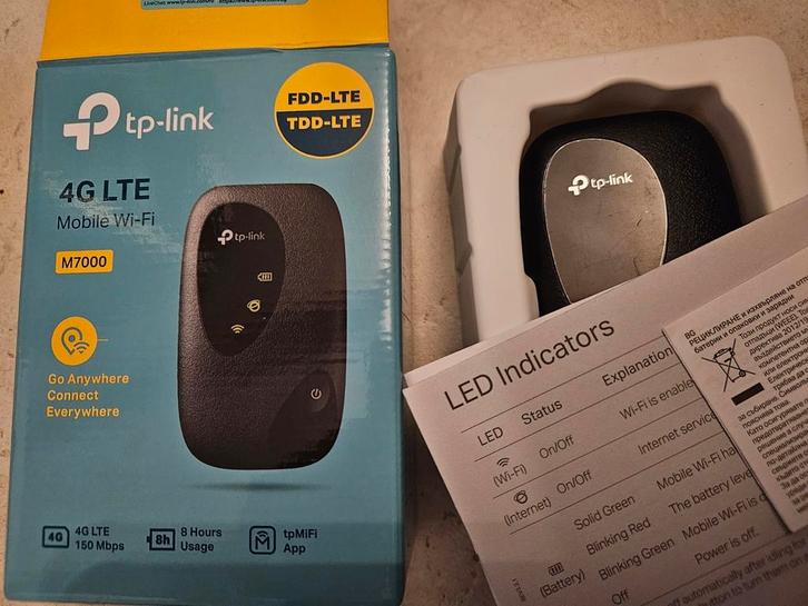 TP-Link M7000 enkel uitgepakt voor foto., Telecommunicatie, Mobiele telefoons | Telefoon-opladers, Zo goed als nieuw, Ophalen of Verzenden