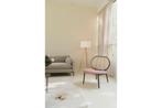 Toonzaalmodel - LOUNGE CHAIR SPIKE NATURAL/PINK, Ophalen, Nieuw, Riet of Rotan