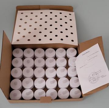 Set van 30 minikaarsen  beschikbaar voor biedingen