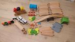 Houten treinspoor met 3 treinen, Kinderen en Baby's, Speelgoed | Racebanen, Ophalen of Verzenden, Zo goed als nieuw