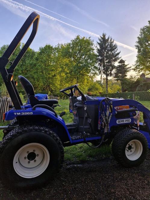 ISEKI MINITRACTOR TM 3265 Frontlader/Klepelmaaier/Hakselaar, Zakelijke goederen, Machines en Bouw | Tuin, Park en Bosbouw, Grondbewerking