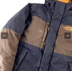 VINTAGE NORTH FACE GOOSE DOWN PUFFER JACKET SIZE L, Bleu, Porté, Taille 52/54 (L), The north face