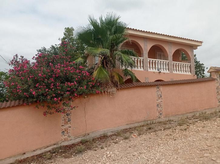 Spaanse villa te koop nabij Valencia, Immo, Buitenland, Spanje, Woonhuis, Landelijk, Verkoop zonder makelaar