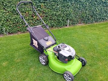 Grasmaaier met 5 pk motor beschikbaar voor biedingen
