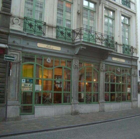 Winkelpand te koop met woonst, Immo, Huizen en Appartementen te koop, Brugge, tot 200 m², Woning met bedrijfsruimte, C