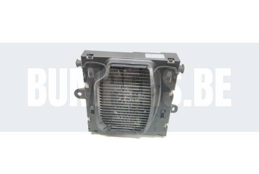 RADIATEUR RADIATOR MERCEDES AMG A45 W176 WATER COOLER AIR IN, Auto-onderdelen, Motor en Toebehoren, Gebruikt, 6 maanden garantie