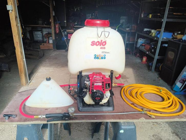 Rugsproeier Solo 433 met honda 4takt motor, Tuin en Terras, Bestrijdingsmiddelen, Zo goed als nieuw, Onkruidbestrijding, Ophalen