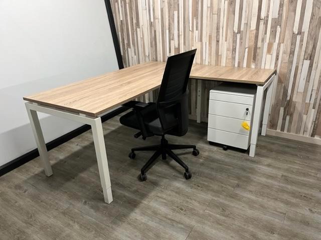 Q- line Hoekbureau (wit), Computers en Software, Laptoptafels, In hoogte verstelbaar, Ophalen