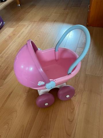 Kinderwagen voor pop beschikbaar voor biedingen