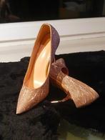 Escarpins scintillants t.35 neufs, Neuf, Enlèvement ou Envoi, Rose, Escarpins