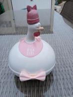 Grote kip van j_line, geboorte meisje, wit met roze siersels, Huis en Inrichting, Ophalen