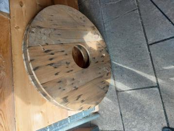 Mooie ronde schijf  beschikbaar voor biedingen