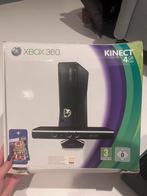 XBOX 360 KINECT 4GB, Games en Spelcomputers, Spelcomputers | Xbox 360, Ophalen of Verzenden, Met 1 controller, Gebruikt, 360 S