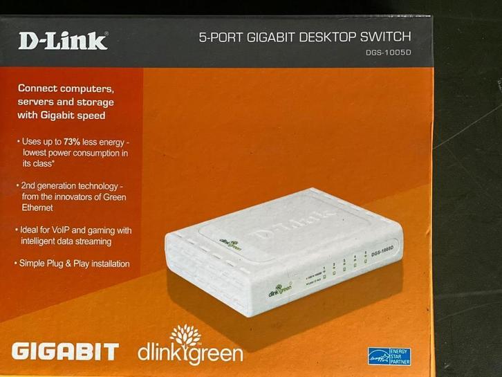 Switch D-Link DGS-1005D 5-Port Gigabit Desktop Switch WIT, Computers en Software, Netwerk switches, Gebruikt, Ophalen of Verzenden
