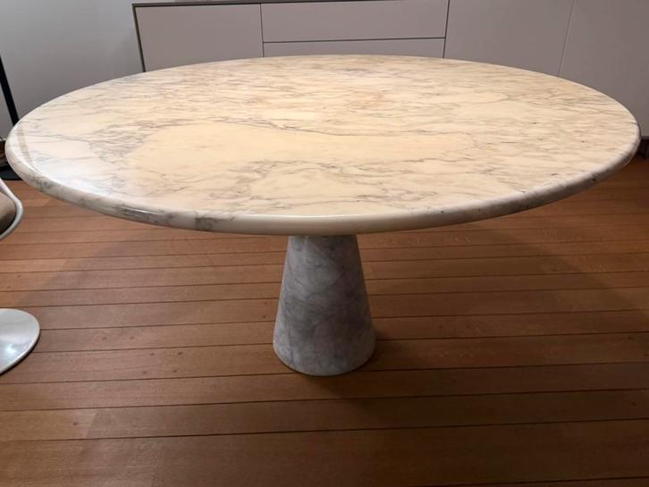 Angelo Mangiarotti marmeren eettafel model M1 uit jaren 70, Huis en Inrichting, Tafels | Eettafels, Zo goed als nieuw, 100 tot 150 cm