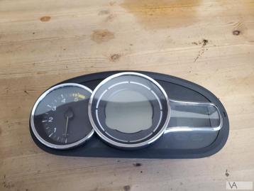 Renault Megane 3 2009 - 2014 cockpit tellerklok 1.5 dci €50 beschikbaar voor biedingen