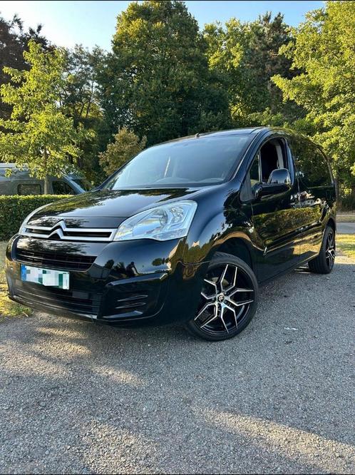 Citroen berlingo 1.6hdi Bj2017(EURO6) 185000km lichte vracht, Auto's, Bestelwagens en Lichte vracht, Bedrijf, Te koop, Airbags