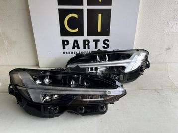 VOLVO V90 LED ACTIVE HIGHBEAM KOPLAMPEN 32228310 32228311 beschikbaar voor biedingen