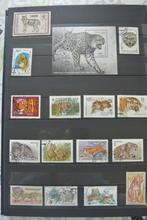 timbres Félin dans un album, Timbres & Monnaies, Timbres | Timbres thématiques, Animal et Nature, Affranchi, Enlèvement ou Envoi