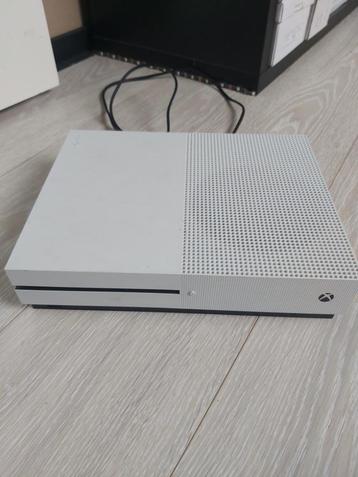 Xbox One S console - 1 TB beschikbaar voor biedingen