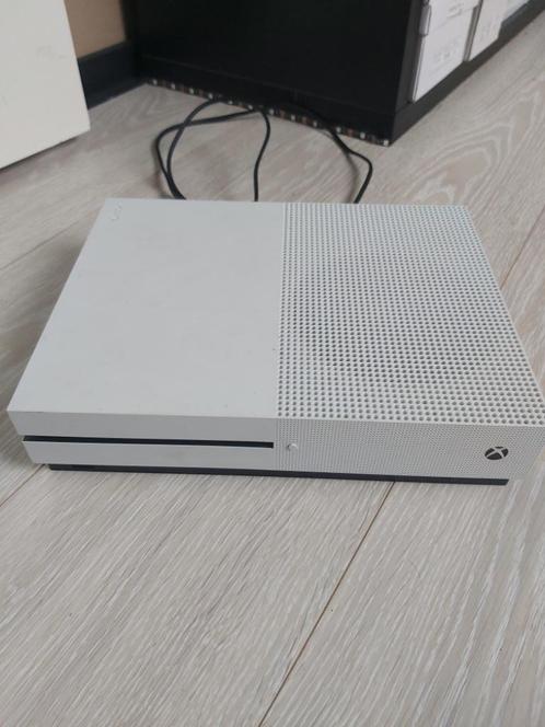 Xbox One S console - 1 TB, Games en Spelcomputers, Spelcomputers | Xbox One, Zo goed als nieuw, Xbox One, 1 TB, Zonder controller