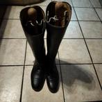 Rijlaarzen paard, Ophalen