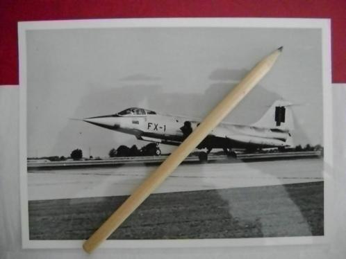 Photos de presse officielles de Lockheed (03)., Collections, Aviation, Comme neuf, Carte, Photo ou Gravure, Enlèvement ou Envoi