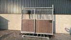 Voorwand met schuifdeur | 2900 x 2400 mm. | Gebruikt, Pâturage, 4 chevaux ou poneys ou plus