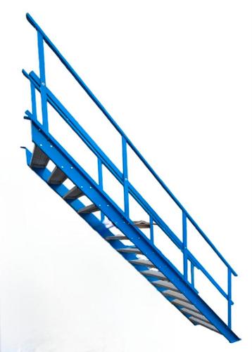 Metalen trap 300cm staal traptreden perfo galva, trap blauw. beschikbaar voor biedingen