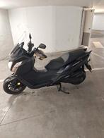 Sym joymax z 125cc, Fietsen en Brommers, Scooters | SYM, Ophalen of Verzenden, Zo goed als nieuw