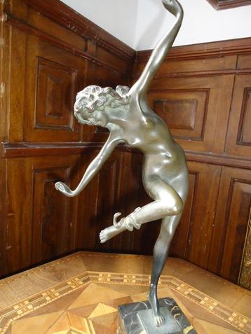 Claire COLINET art deco bronzen danseres & slang brons naakt beschikbaar voor biedingen