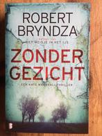 Zonder gezicht - Robert Bryndza, Boeken, Thrillers, Ophalen of Verzenden, Zo goed als nieuw