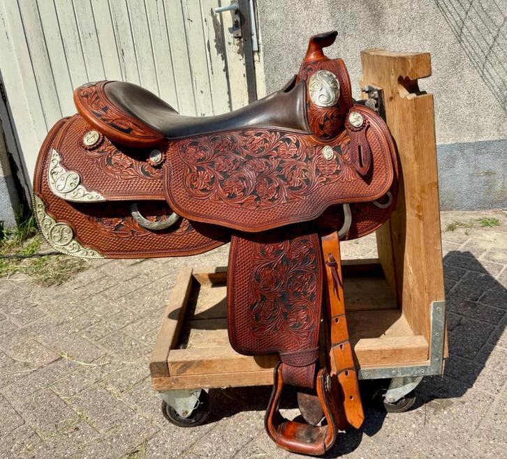 Westernzadels Champion en Dale Chavez, Dieren en Toebehoren, Paarden en Pony's | Zadels, Zo goed als nieuw, Western, Ophalen of Verzenden