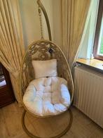 J-Line beige hangstoel met witte kussens Bula – metaal-riet, Ophalen, Nieuw, Metaal