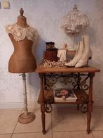 Stevige bijzettafel zie info voor afmetingen, Antiek en Kunst, Ophalen