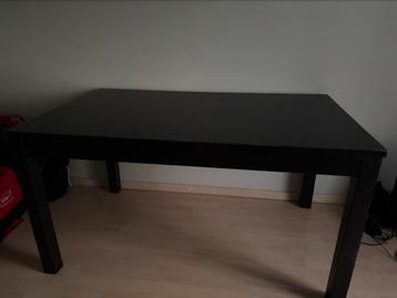 Bjursta zwarte ikea tafel beschikbaar voor biedingen
