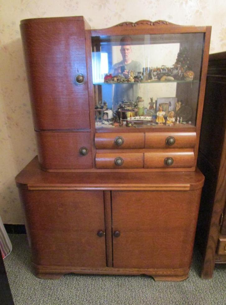 vintage kast, Huis en Inrichting, Kasten | Kleerkasten, Zo goed als nieuw, Met lade(s), Met deur(en), Met plank(en), Ophalen